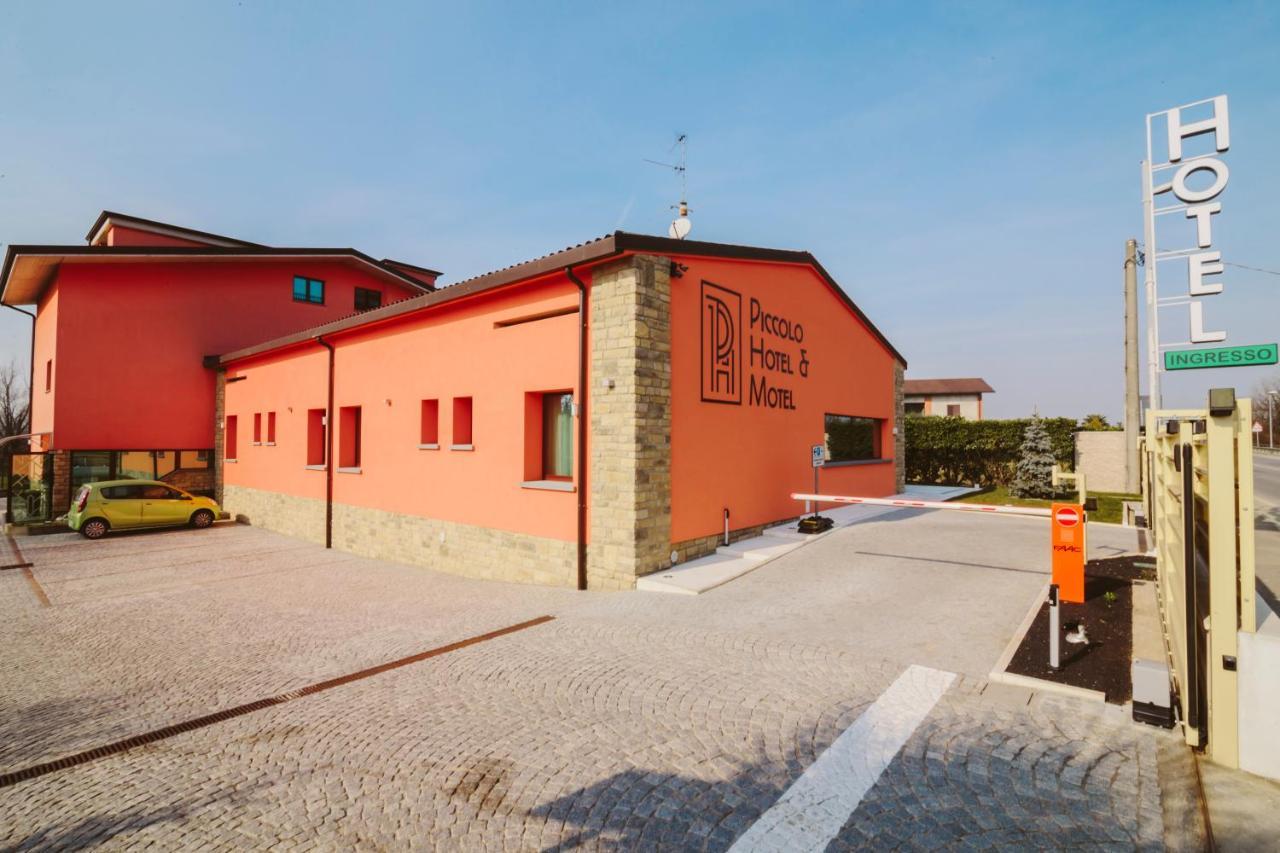 Piccolo Hotel Palosco Exteriör bild